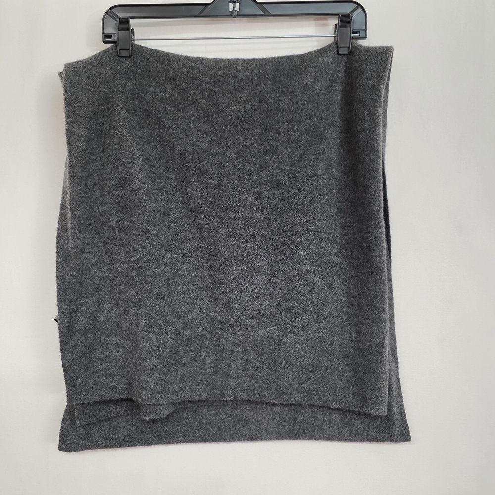 Zara Charcoal Gray Wool Scarf